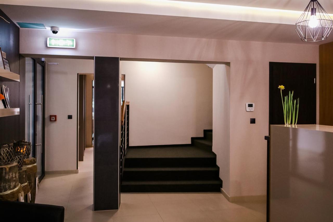 Sohaz Panzio Es Apartmanhaz ソルノク エクステリア 写真