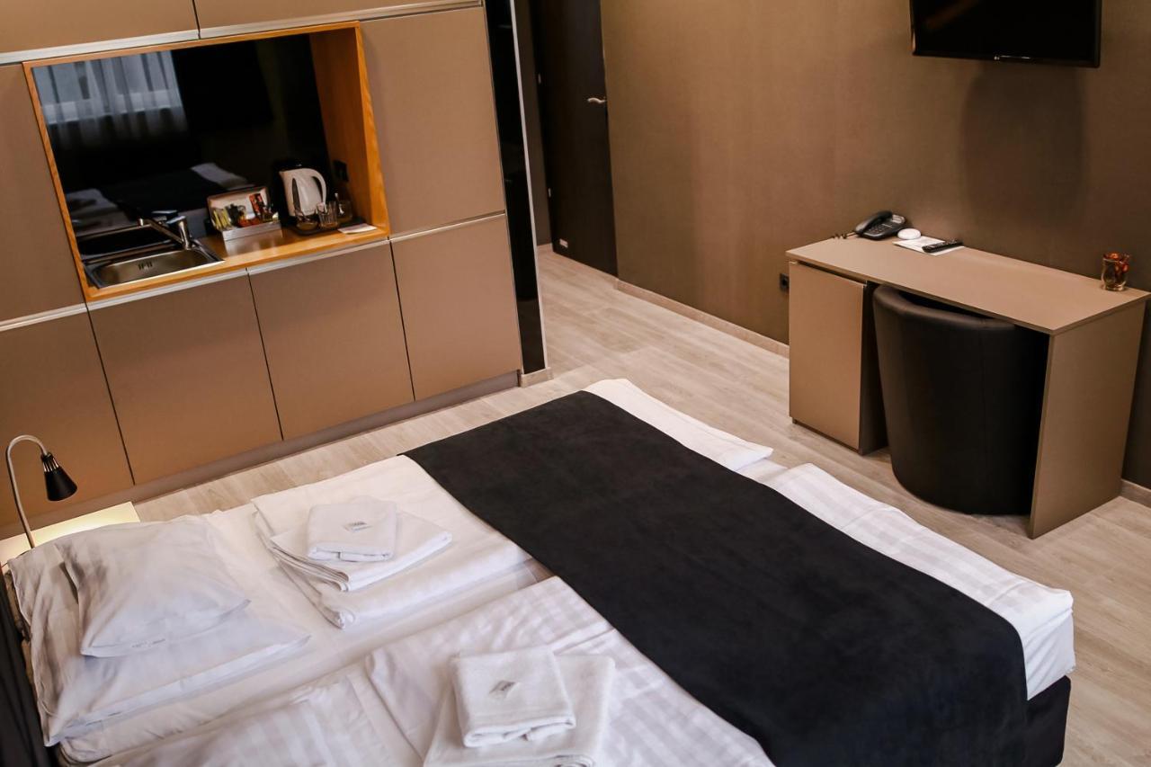 Sohaz Panzio Es Apartmanhaz ソルノク エクステリア 写真